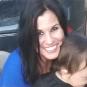 Meet your Posher, Farrah